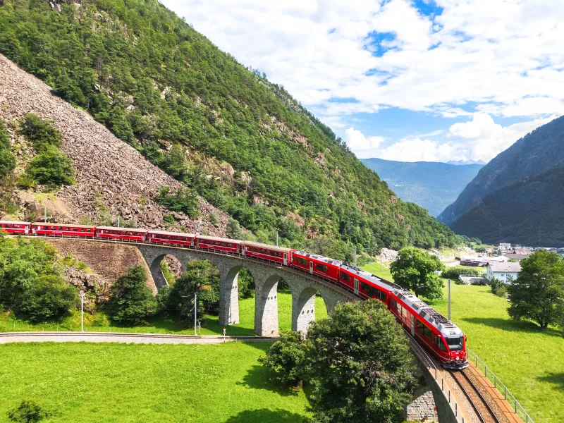 BERNİNA EXPRESS ILE  BİR AVRUPA MASALI TURU Pegasus Havayolları ile 7 gece Sabah Bergamo gidiş – Sabah Bergamo dönüş 11