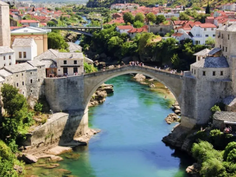 Balkan Güzelleri Ajet Havayolları ile Kosova Makedonya Turu